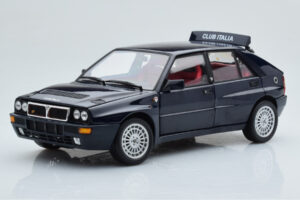 Lancia Delta HF Integrale Club Italia Син Kyosho 1:18