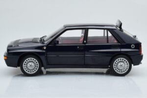 Lancia Delta HF Integrale Club Italia Син Kyosho 1:18 08343SC Метал — снимка 5 от 8