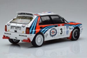 Lancia Delta HF Integrale Evoluzione #3 D. Auriol / B. Occelli Tour de Corse 1992 Kyosho 1:18 08348H Метал — снимка 3 от 9