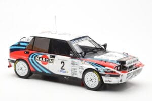 Lancia Delta Integrale 16V #2 M. Biasion / T. Siviero Rally Safari 1990 IXO 1:18 18RMC139A Метал — снимка 4 от 6