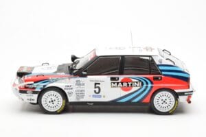 Lancia Delta Integrale 16V #5 J. Kankkunen / J. Piironen Rally Safari 1990 IXO 1:18 18RMC139C Метал — снимка 3 от 6