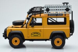 Land Rover Defender 90 Camel Trophy Borneo 1985 Almost Real 1:18 810213 Метал — снимка 4 от 8