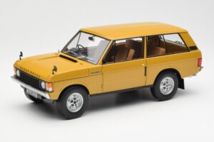 Land Rover Range Rover Classic Жълт Almost Real 1:18