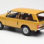 Land Rover Range Rover Classic Жълт Almost Real 1:18 - image 7 of 8