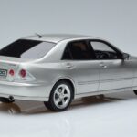 Lexus IS200 XE10 Сребрист Otto 1:18 OT991 Смола - image 2 of 6