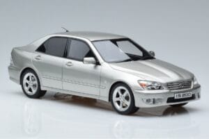 Lexus IS200 XE10 Сребрист Otto 1:18 OT991 Смола — снимка 4 от 6