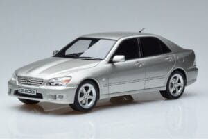 Lexus IS200 XE10 Сребрист Otto 1:18 OT991 Смола