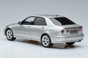 Lexus IS200 XE10 Сребрист Otto 1:18 OT991 Смола — снимка 5 от 6