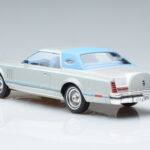 Lincoln Continental Mark V Сребрист MCG 1:18 - image 5 of 6