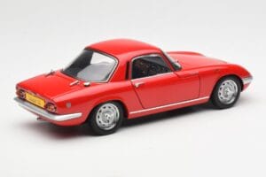 Lotus Elan S2 SE Coupe Червен AUTOart 1:18 75351 Метал — снимка 3 от 8