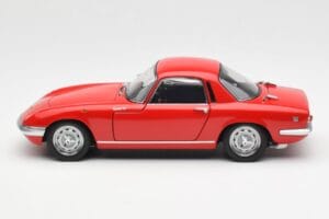 Lotus Elan S2 SE Coupe Червен AUTOart 1:18 75351 Метал — снимка 4 от 8