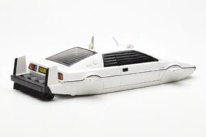 Lotus Esprit Type 79 James Bond The Spy Who Loved Me Submarine Бял AUTOart 1:18 75306 Метал — снимка 5 от 8