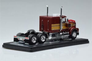 Marmon CHDT Червено-Златист IXO 1:43 TR157 Метал — снимка 2 от 6