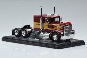 Marmon CHDT Червено-Златист IXO 1:43 TR157 Метал — снимка 4 от 6