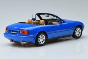 Mazda MX-5 NA Синьо Otto 1:18 OT934 Смола — снимка 2 от 6