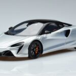 McLaren Artura Сребрист GT Spirit 1:18 GT873 Смола