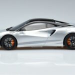 McLaren Artura Сребрист GT Spirit 1:18 GT873 Смола - image 3 of 6