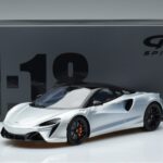 McLaren Artura Сребрист GT Spirit 1:18 GT873 Смола - image 6 of 6