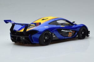 McLaren P1 GTR Синьо С Жълти Ивици AUTOart 1:18 81542 Композит — снимка 3 от 7