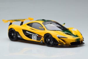 McLaren P1 GTR Жълто С Зелени Ивици AUTOart 1:18 81544 Композит — снимка 5 от 7