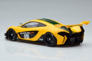 McLaren P1 GTR Жълто С Зелени Ивици AUTOart 1:18 81544 Композит — снимка 6 от 7