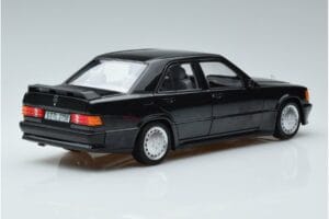 Mercedes 190 E 2.3-16 Cosworth W201 Norev 1:18 183830 Метал — снимка 3 от 7