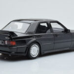 Mercedes 190E W201 2.5-16 Evo I Черен Otto 1:18 - image 2 of 6