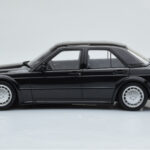 Mercedes 190E W201 2.5-16 Evo I Черен Otto 1:18 - image 3 of 6