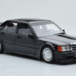 Mercedes 190E W201 2.5-16 Evo I Черен Otto 1:18 - image 4 of 6