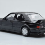 Mercedes 190E W201 2.5-16 Evo I Черен Otto 1:18 - image 5 of 6