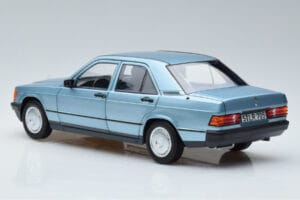 Mercedes 190E W201 Светлосин Norev 1:18 183828 Метал — снимка 6 от 7