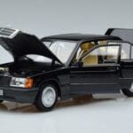 Mercedes 190 E W201 Лимитирана Серия Norev 1:18 183823 Метал - image 2 of 10