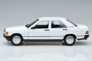 Mercedes 190 E W201 Бял Norev 1:18 183820 Метал — снимка 4 от 7