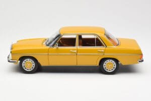 Mercedes 200/8 W115 Sahara Жълт Norev 1:18 183771 Метал — снимка 4 от 8