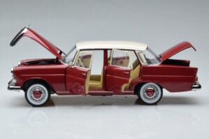 Mercedes 200 W110 Червен Norev 1:18 183706 Метал — снимка 4 от 7