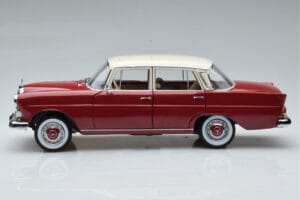Mercedes 200 W110 Червен Norev 1:18 183706 Метал — снимка 5 от 7