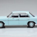 Mercedes 200 W115 Norev 1:18 183777 Метал - image 4 of 7
