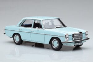 Mercedes 200 W115 Norev 1:18 183777 Метал — снимка 5 от 7