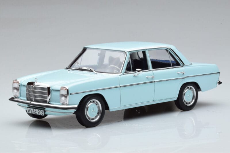 Mercedes 200 W115 Norev 1:18 183777 Метал