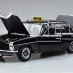 Mercedes 200 W115 Такси Norev 1:18 183776 Метал - image 2 of 7