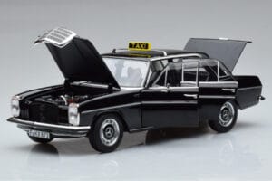 Mercedes 200 W115 Такси Norev 1:18 183776 Метал — снимка 2 от 7