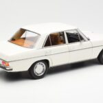 Mercedes 200 W115 Бял Norev 1:18 - image 3 of 8