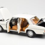 Mercedes 200 W115 Бял Norev 1:18 - image 5 of 8