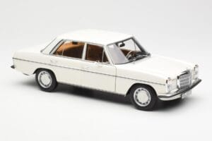 Mercedes 200 W115 Бял Norev 1:18 183770 Метал — снимка 6 от 8
