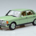 Mercedes 200 W123 Зелен Norev 1:18 183796 Метал