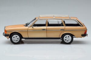Mercedes 200T S123 AMG Package Бежово Norev 1:18 183739 Метал — снимка 5 от 9