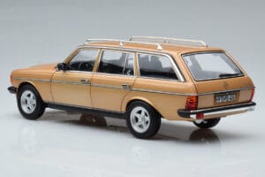 Mercedes 200T S123 AMG Package Бежово Norev 1:18 183739 Метал — снимка 7 от 9