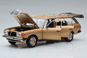 Mercedes 200T S123 Бежово Norev 1:18 183738 Метал — снимка 2 от 9