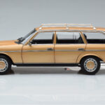 Mercedes 200T S123 Бежово Norev 1:18 - image 5 of 9