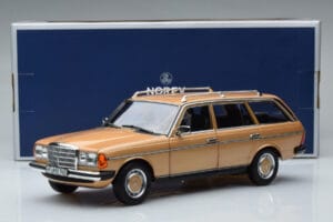 Mercedes 200T S123 Бежово Norev 1:18 183738 Метал — снимка 9 от 9